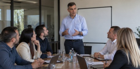 Poslovna obuka jezika za tim u firmi